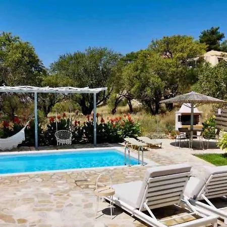 Sea Breeze - N.1 With Private Pool Apartment Kalamitsi (Lefkada)