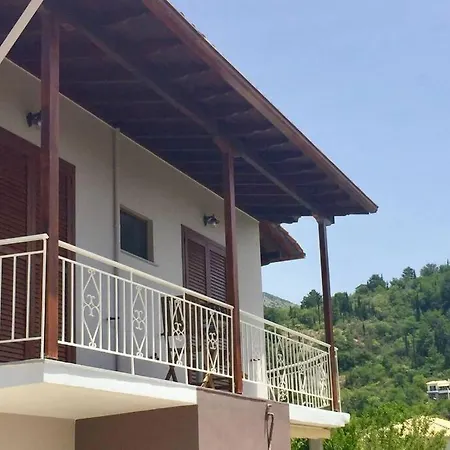 Apartment Sea Breeze - N.1 With Private Pool Kalamitsi (Lefkada)
