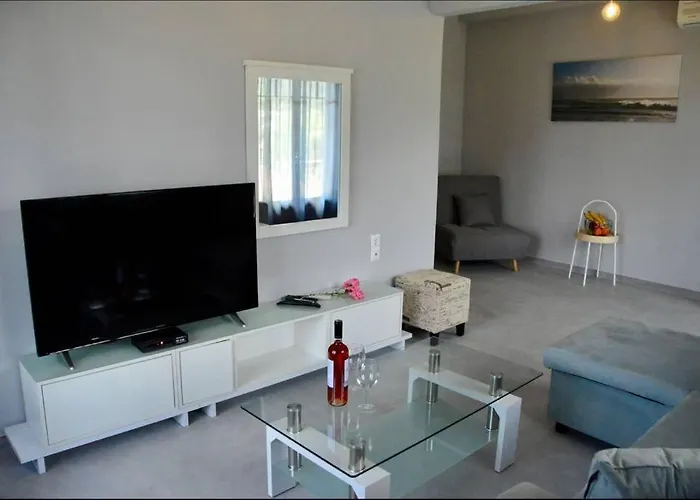 Sea Breeze - N.1 With Private Pool Apartamento